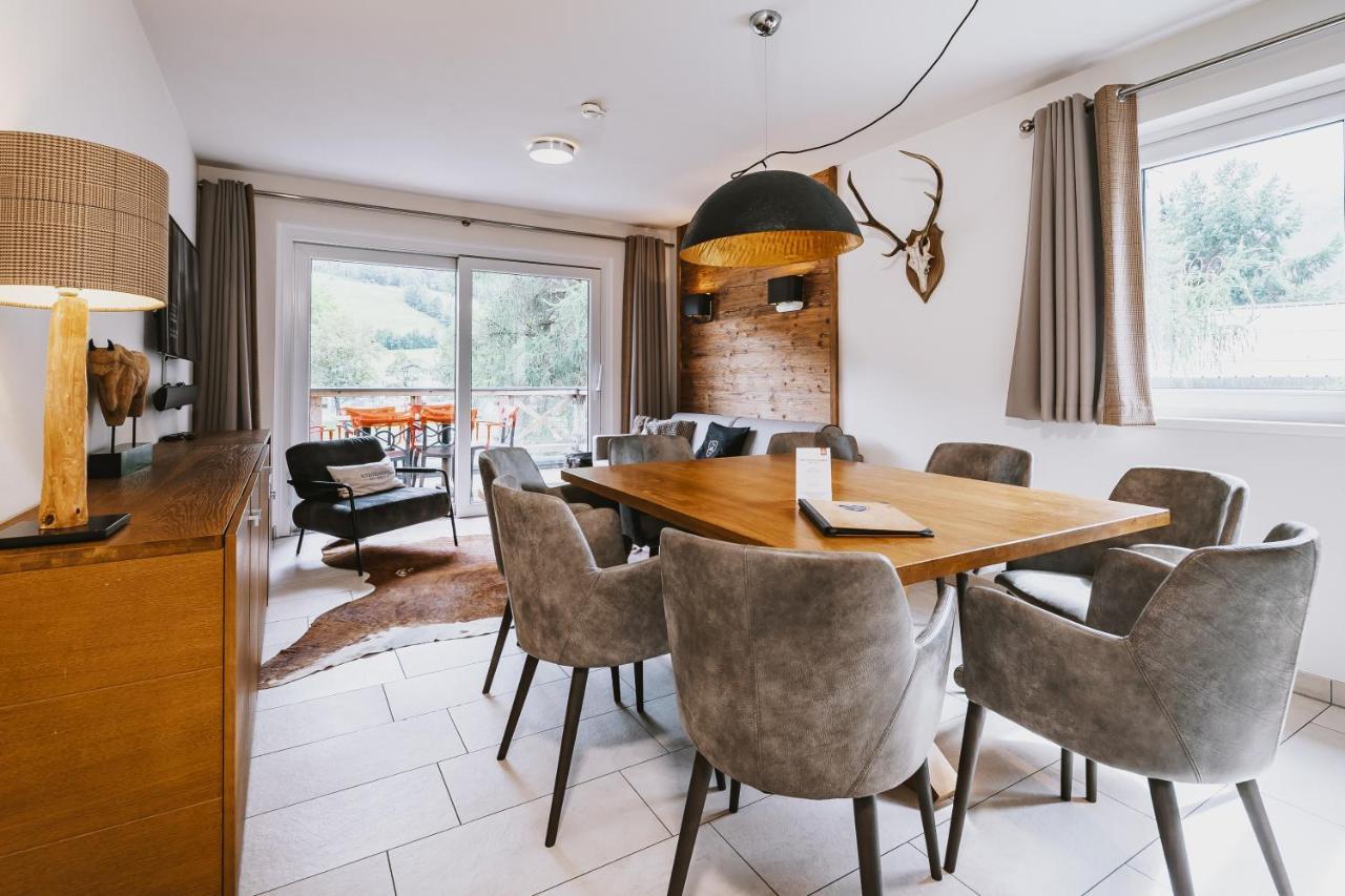 Avenida Mountain Lodges Kaprun Bagian luar foto